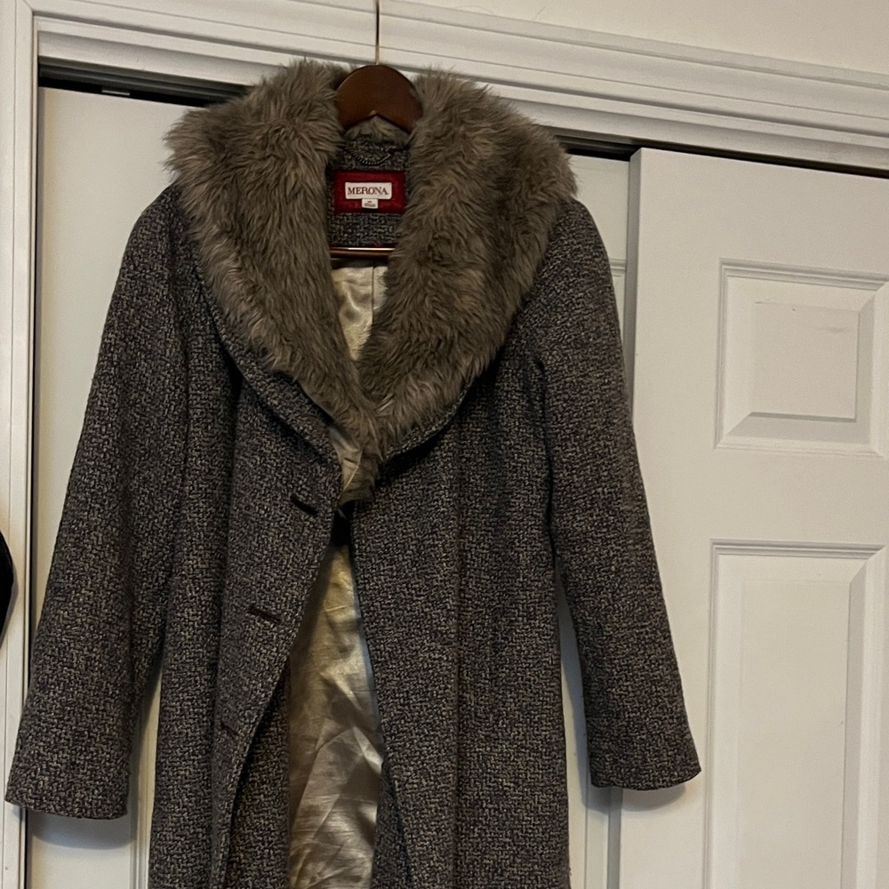 Merona Gray Faux Fur Collar Coat